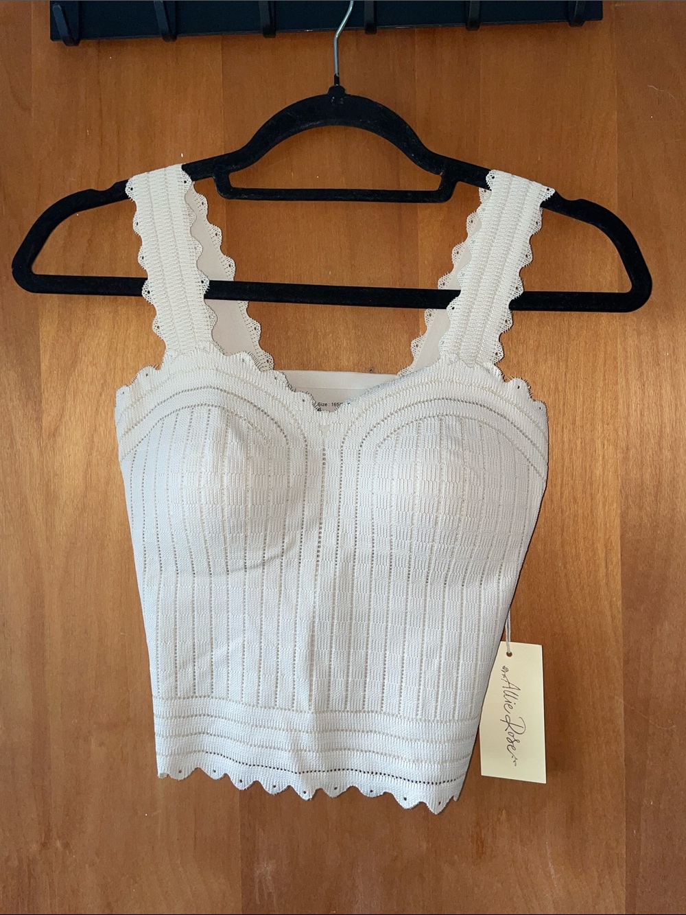 Cream Scallop Trim Knit Tank Top - Women